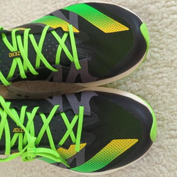 Adidas Adizero Takumi Sen 8 Men's Running Shoes in Beam Yellow - Picture 10 of 13